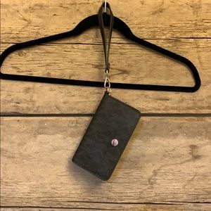 Micheal Kors Phone Case Wristlet
